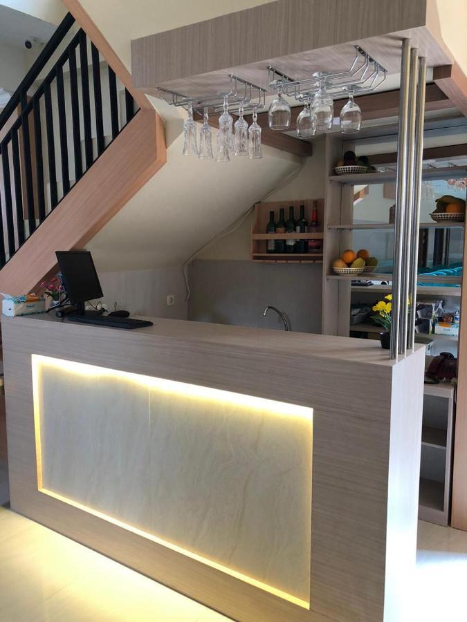 Lcr Hotel Ende Eksteriør bilde